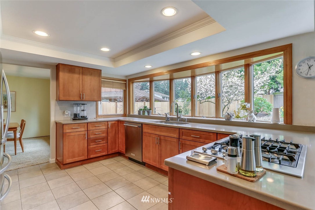 14206 Southeast 170th Street Renton, WA 98058 - Photo 12 of 33 Gallery Image 12