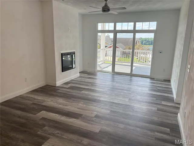 $368,000 | 314 Captains Court, Grafton, IL 62037