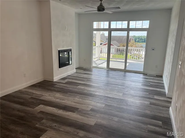 $368,000 | 314 Captains Court, Grafton, IL 62037