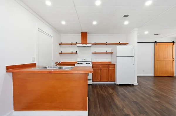 $1,595 | 5104 Spruce Cove, Unit A, Austin, TX 78744