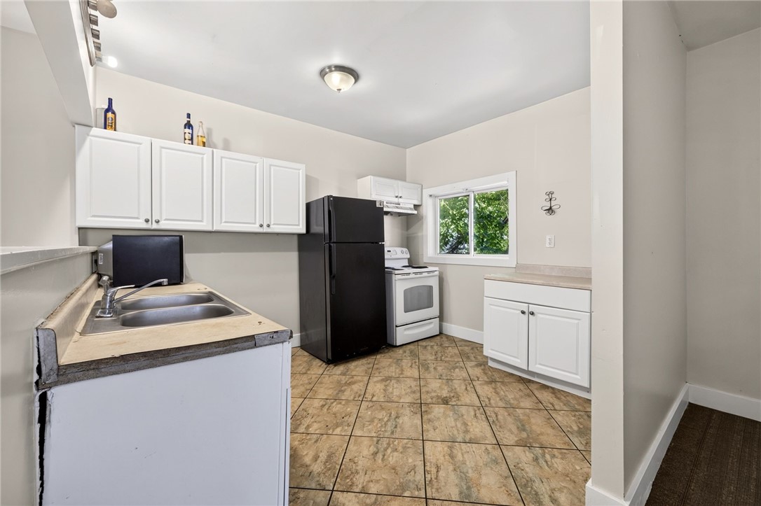 727 Dewey Avenue Rochester, NY 14613 - Photo 13 of 26 Gallery Image 13