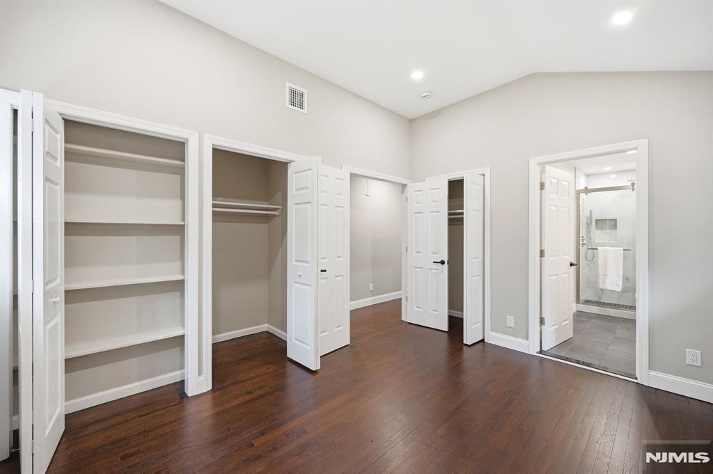 550 Ramapo Valley Road Oakland, NJ 07436 - Photo 23 of 50