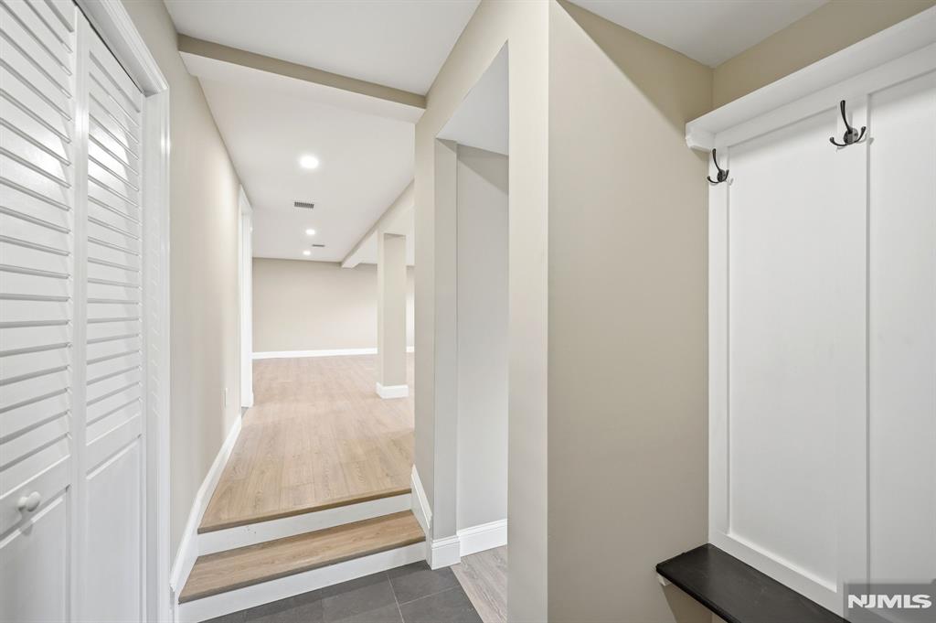 550 Ramapo Valley Road Oakland, NJ 07436 - Photo 29 of 50