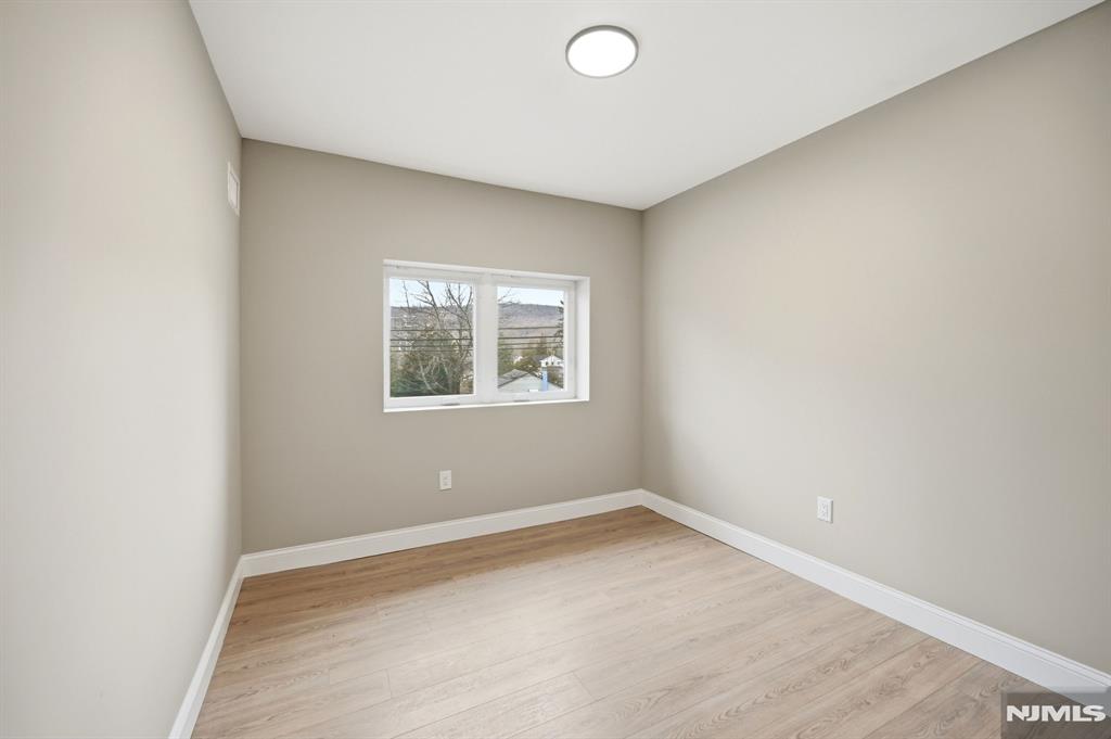 550 Ramapo Valley Road Oakland, NJ 07436 - Photo 30 of 50