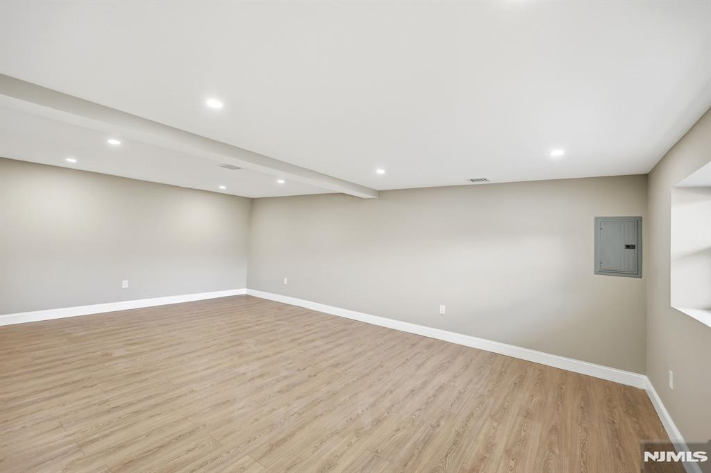 550 Ramapo Valley Road Oakland, NJ 07436 - Photo 34 of 50