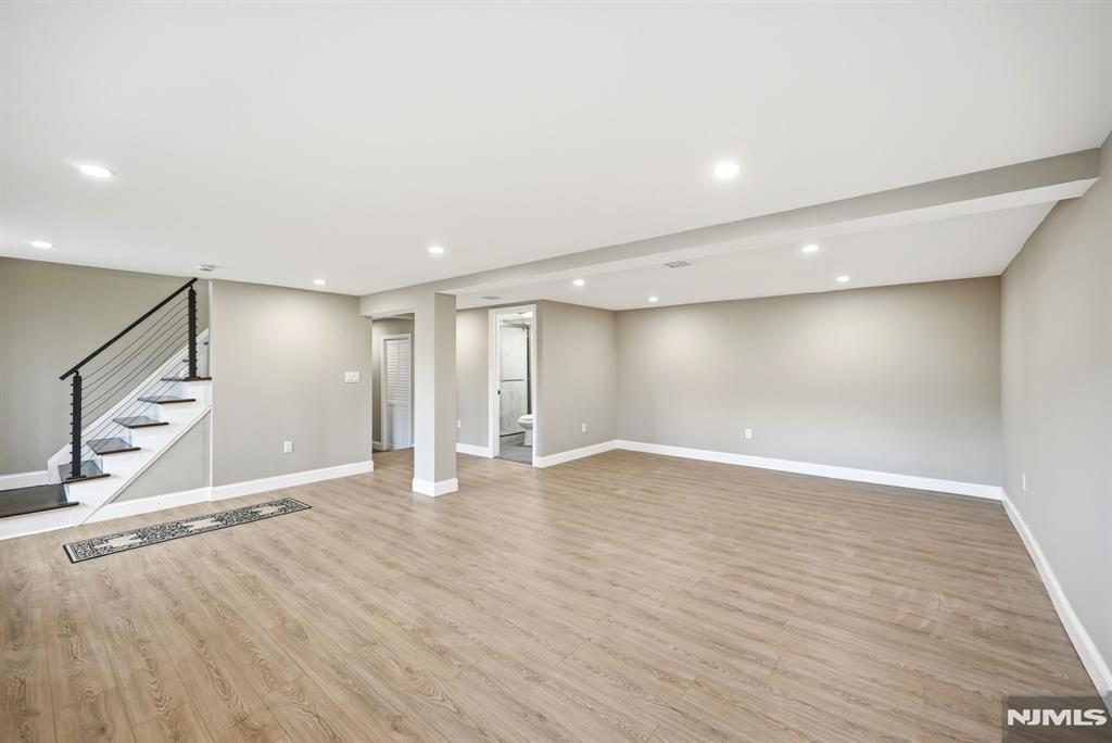 550 Ramapo Valley Road Oakland, NJ 07436 - Photo 36 of 50