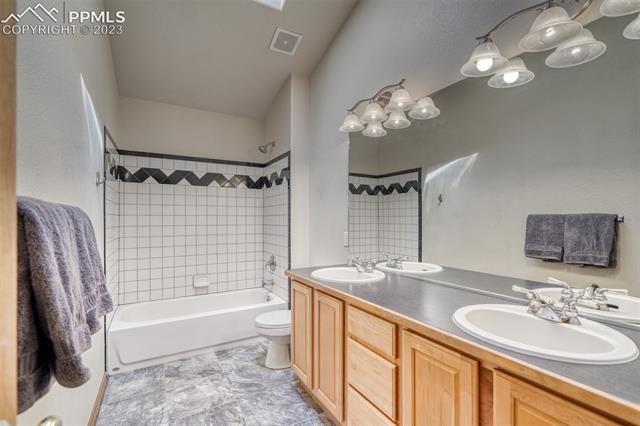 15330 Ridgefield Lane Colorado Springs, CO 80921 - Photo 24 of 39 Gallery Image 24