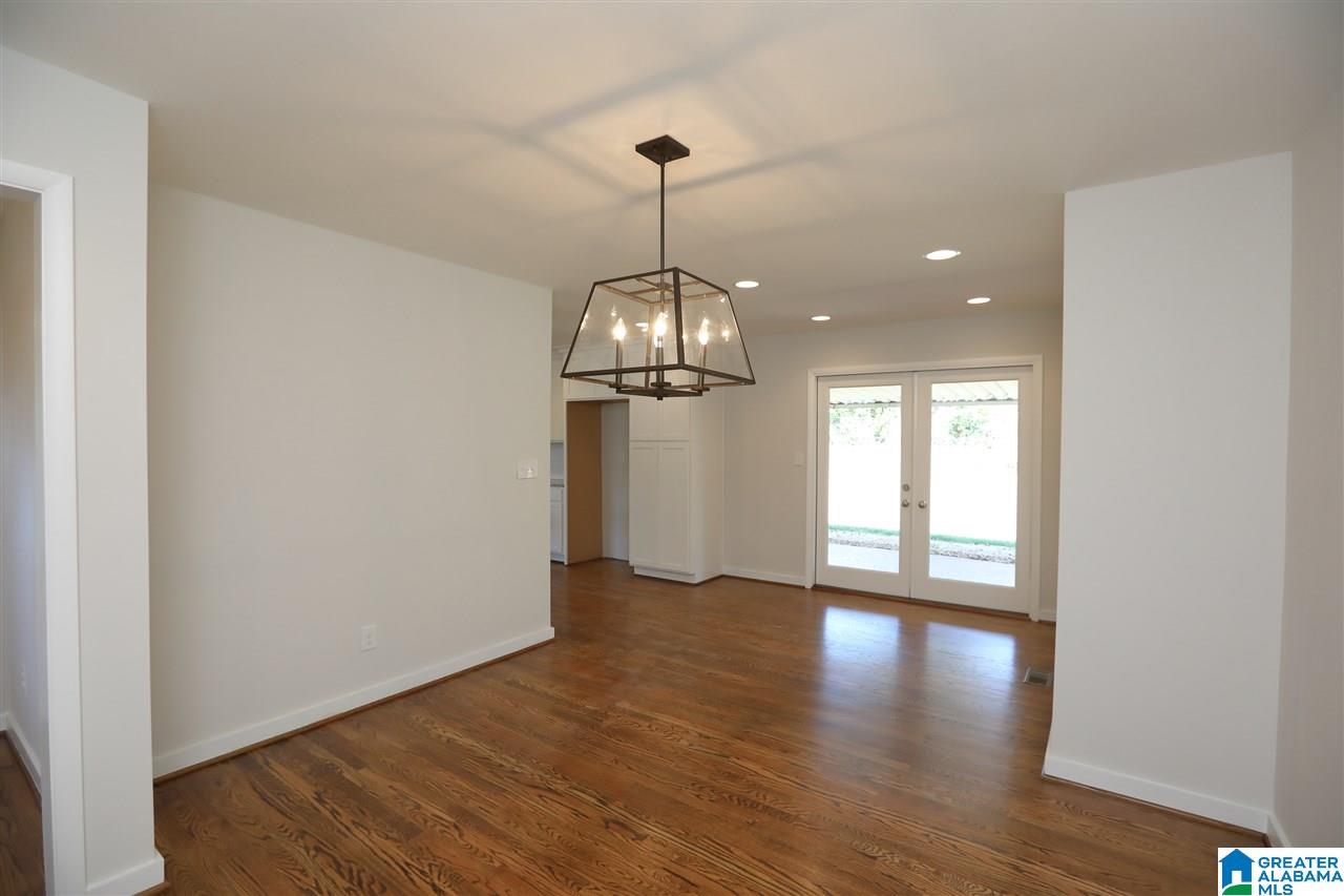 1808 Mission Road Vestavia Hills, AL 35216 - Photo 10 of 33