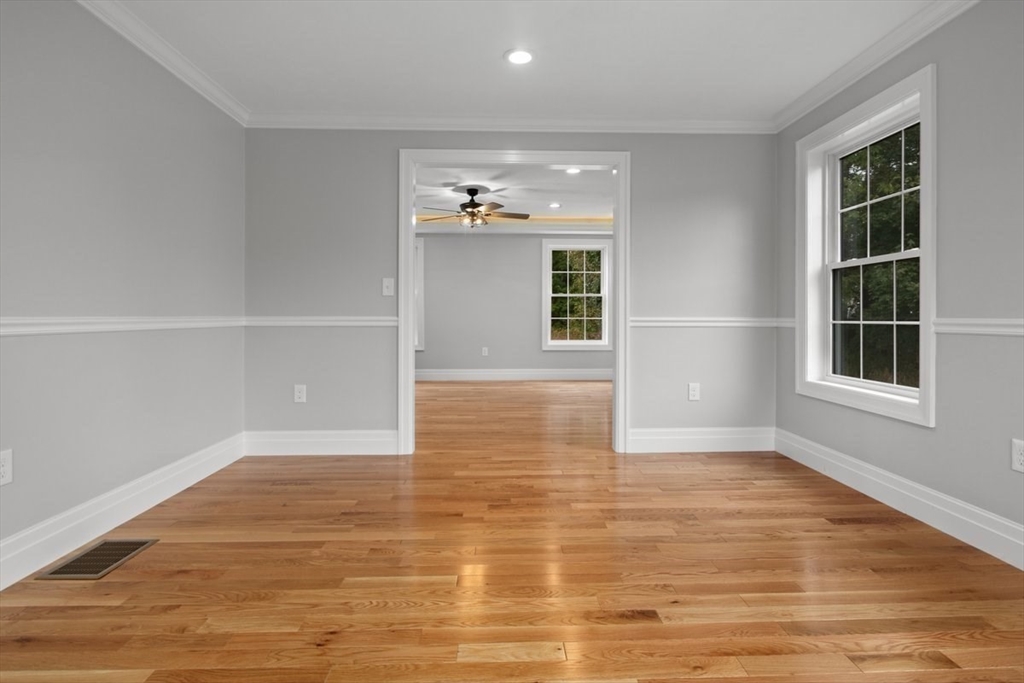 350 Wrentham Road Bellingham, MA 02019 - Photo 16 of 42 Gallery Image 16