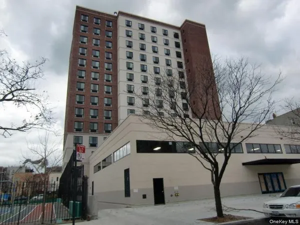 $340,000 | 775 Lafayette Avenue, Unit 4A | Bedford-Stuyvesant