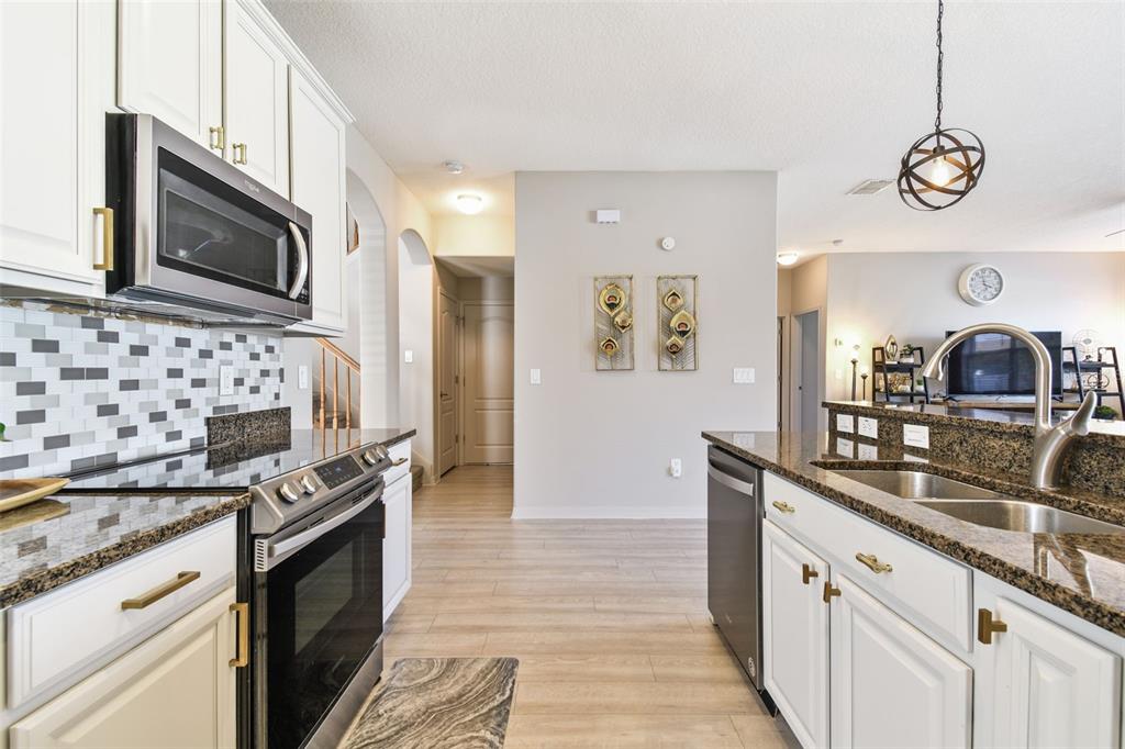 3030 Trinity Cottage Drive Land O Lakes, FL 34638 - Photo 25 of 81