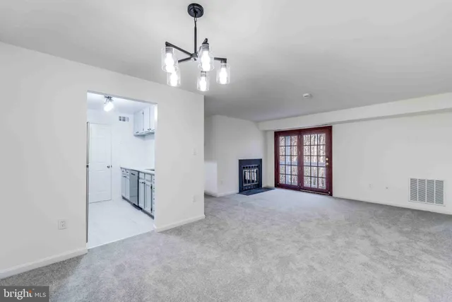 $310,000 | 5700 Shadwell Court, Unit 77, Alexandria, VA 22309