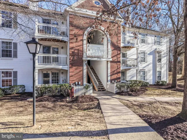 $310,000 | 5700 Shadwell Court, Unit 77, Alexandria, VA 22309