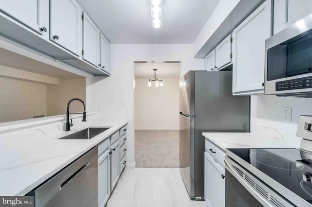 $310,000 | 5700 Shadwell Court, Unit 77, Alexandria, VA 22309