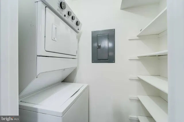 $310,000 | 5700 Shadwell Court, Unit 77, Alexandria, VA 22309