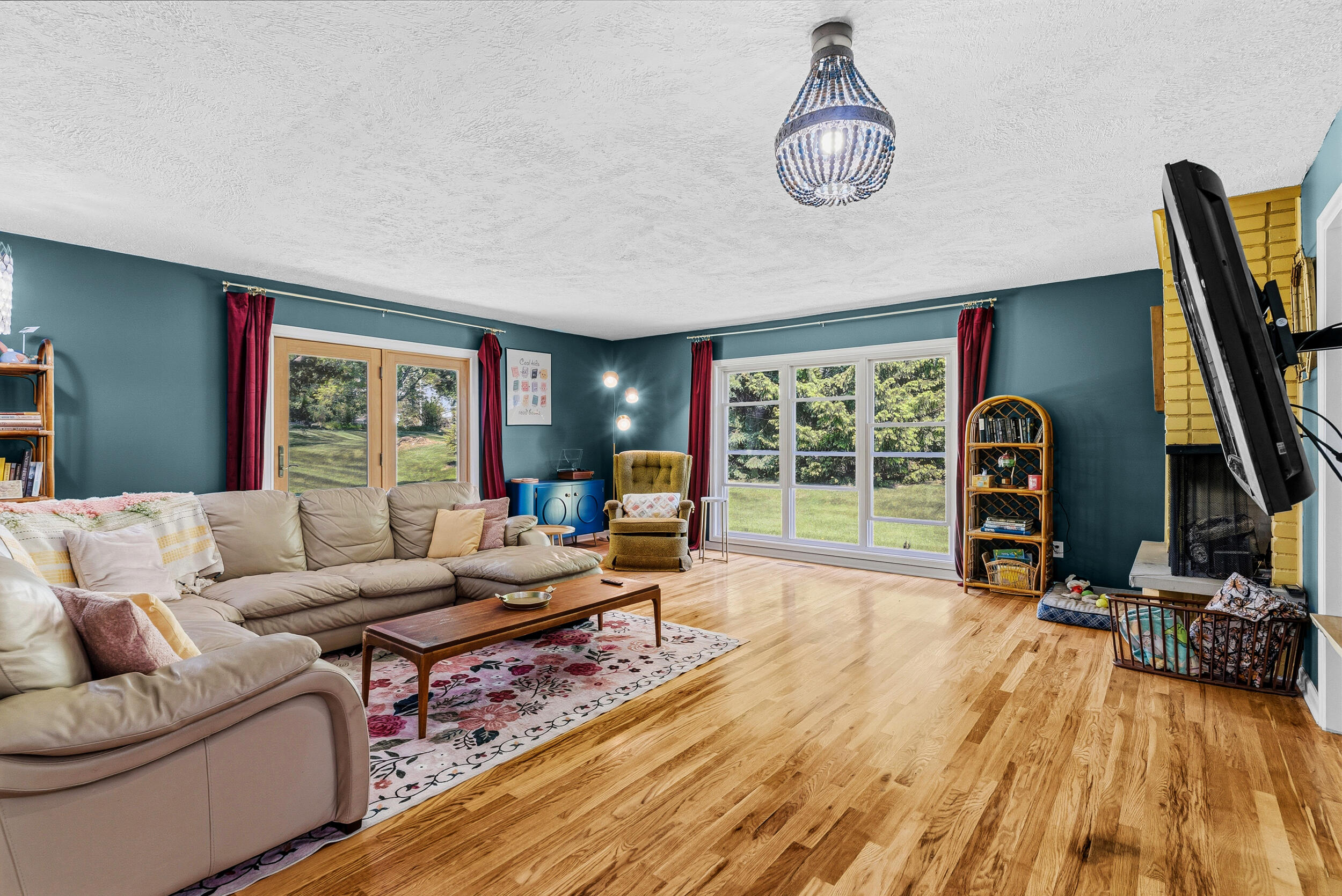 4241 East Cook Road Grand Blanc, MI 48439 - Photo 11 of 43 Living Room