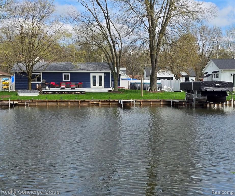 10866 Colony Road Pinckney, MI 48169 - Photo 1 of 40