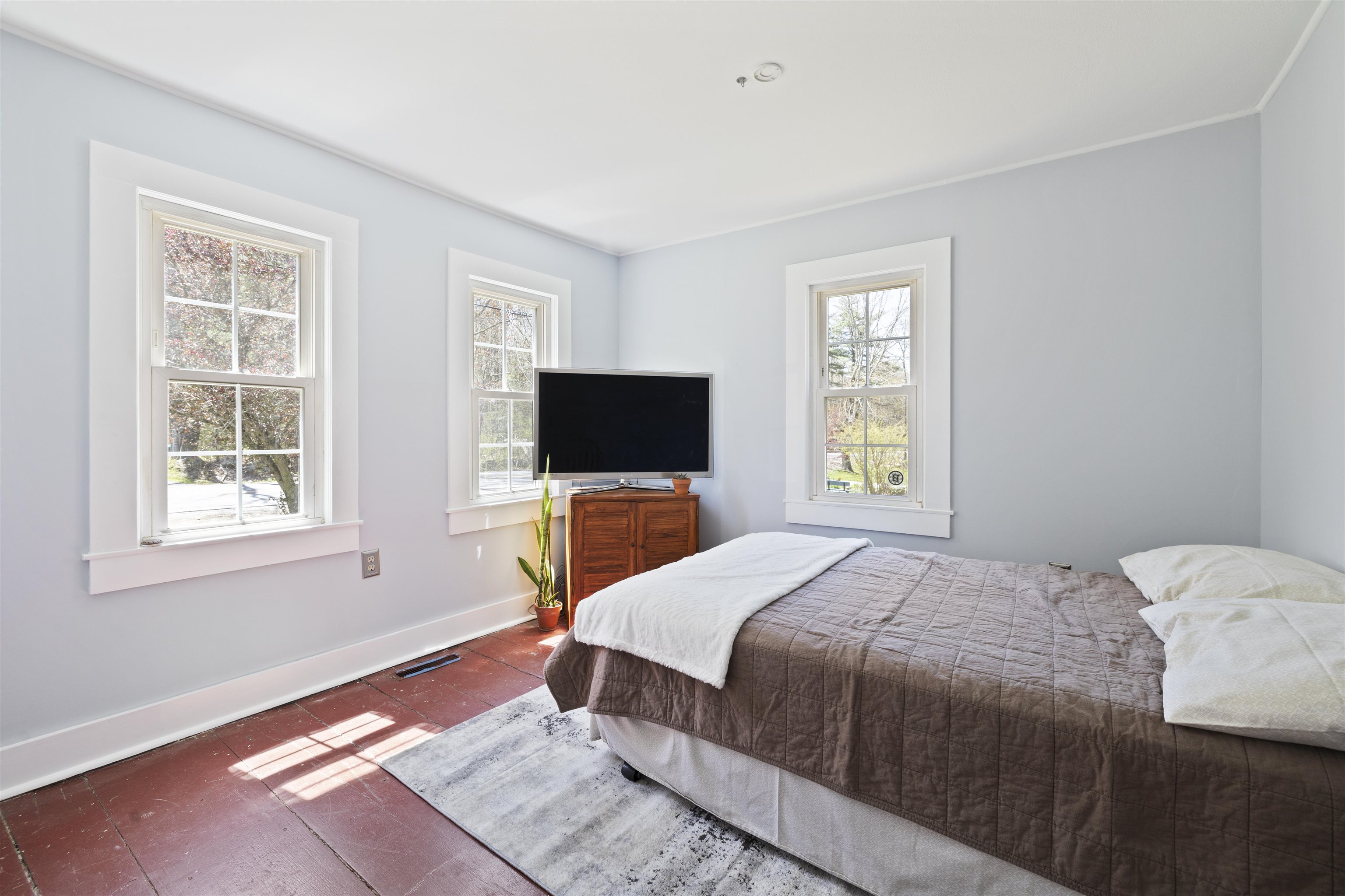 18 Squamscott Road Stratham, NH 03885 - Photo 17 of 25 Gallery Image 17
