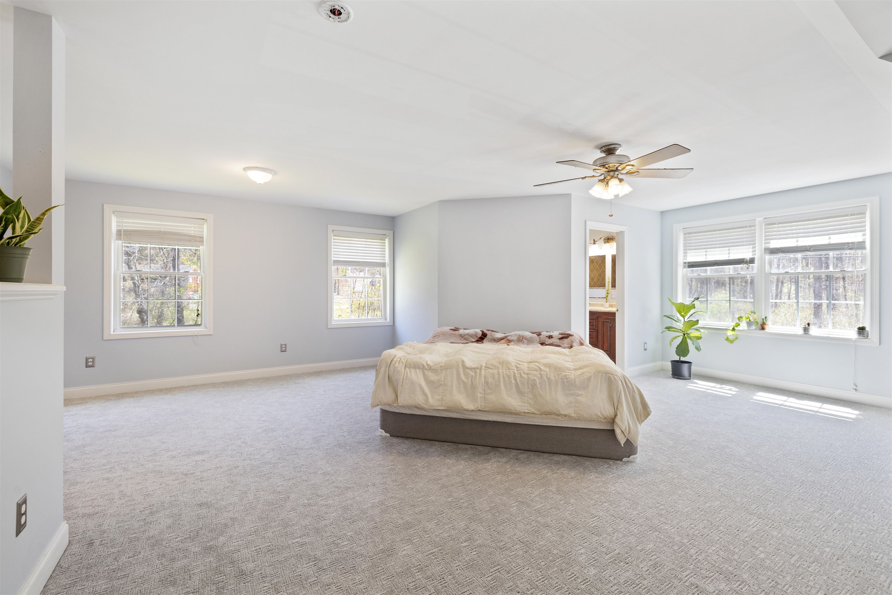 18 Squamscott Road Stratham, NH 03885 - Photo 20 of 25 Gallery Image 20