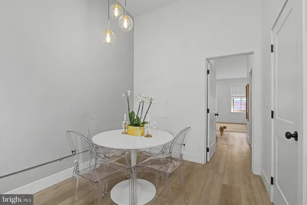 $4,275 | 120-00 North 3rd Street, Unit 4, Philadelphia, PA 19106