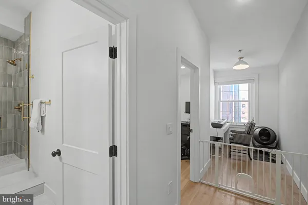 $4,275 | 120-00 North 3rd Street, Unit 4, Philadelphia, PA 19106