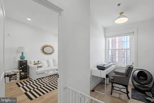 $4,275 | 120-00 North 3rd Street, Unit 4, Philadelphia, PA 19106