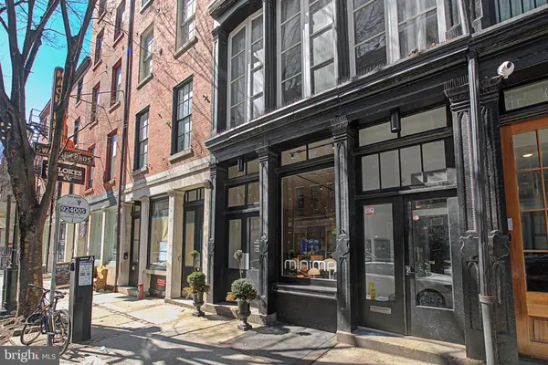 $4,275 | 120-00 North 3rd Street, Unit 4, Philadelphia, PA 19106