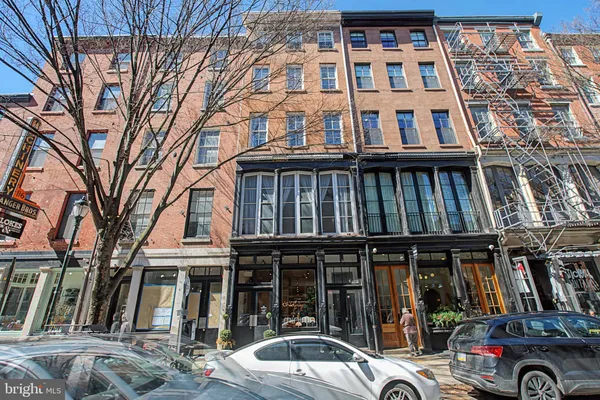 $4,275 | 120-00 North 3rd Street, Unit 4, Philadelphia, PA 19106