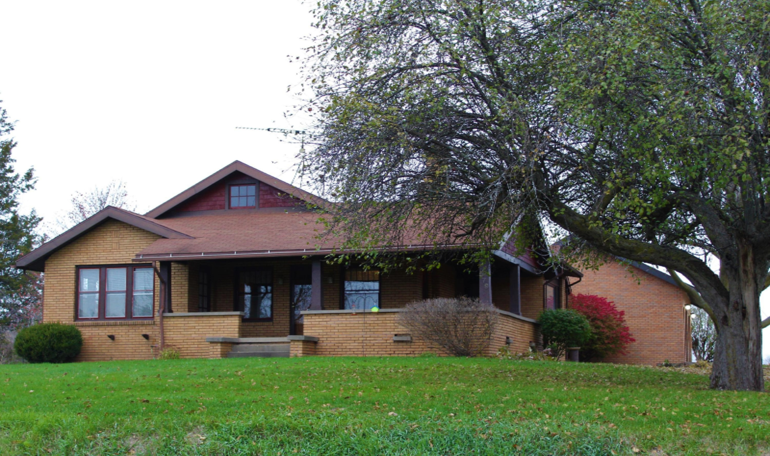 579 East Parmeter Road Ionia, MI 48846 - Photo 1 of 38 IMG_1573