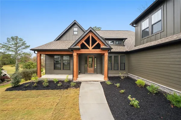 $728,900 | 1813 Cross Creek Drive, Seneca, SC 29678