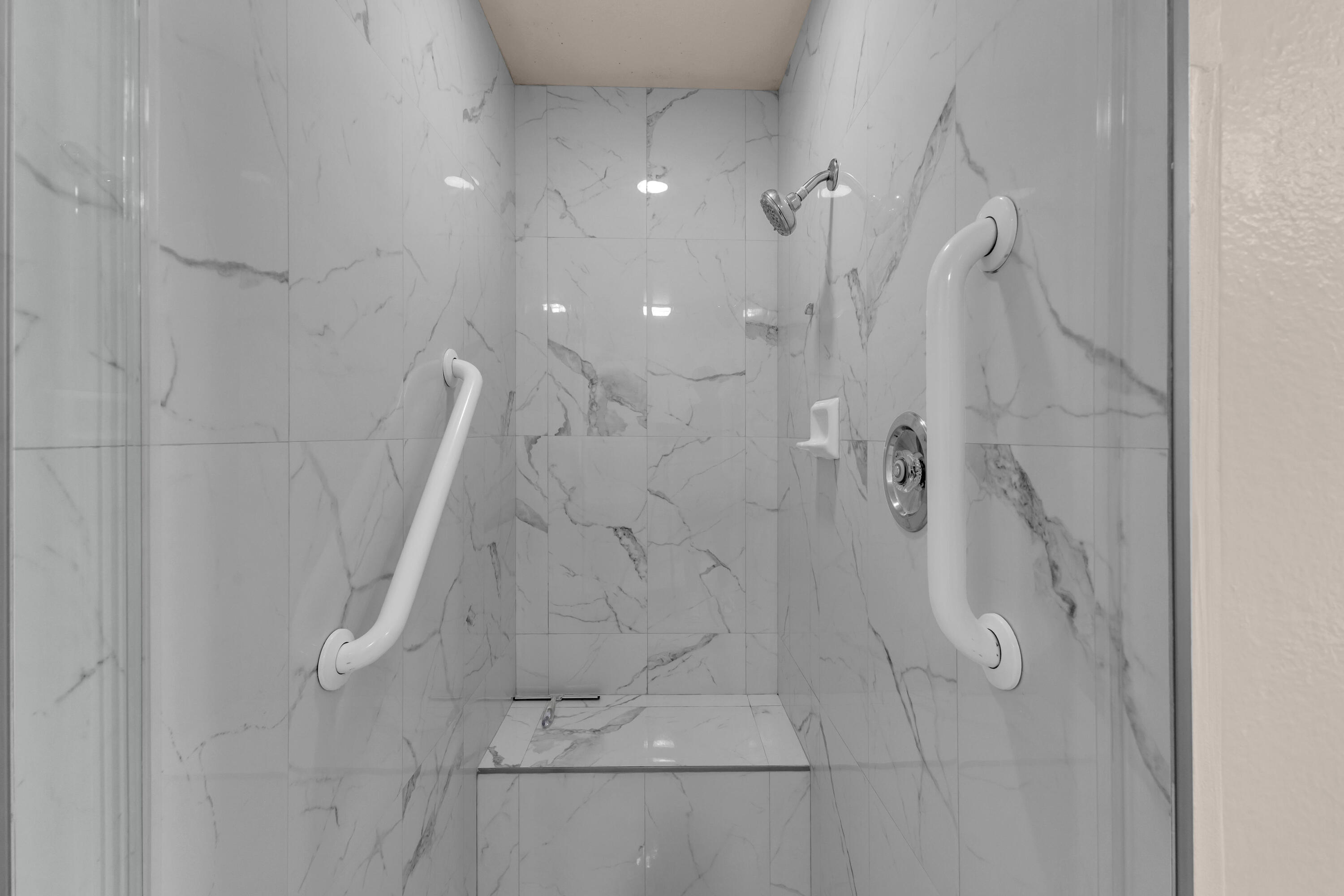 910 Island Drive, Unit 112 Rancho Mirage, CA 92270 - Photo 26 of 47 IMG_5124