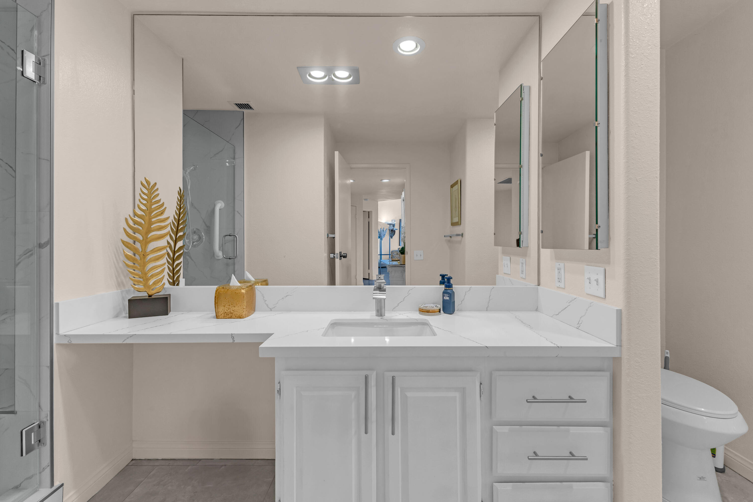 910 Island Drive, Unit 112 Rancho Mirage, CA 92270 - Photo 35 of 47 IMG_5157