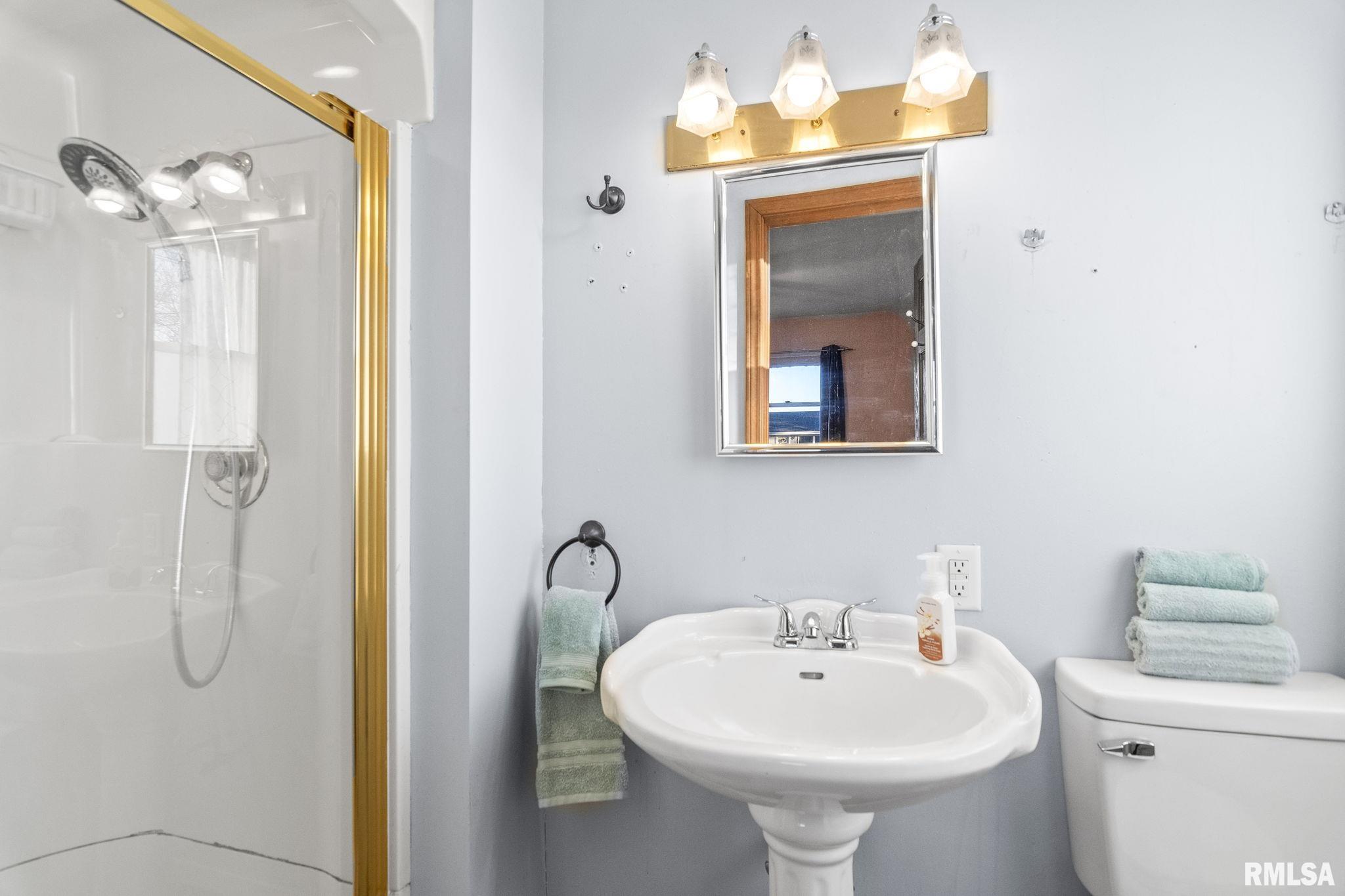 1098 Green Acres Lane Springfield, IL 62707 - Photo 29 of 38 Gallery Image 29