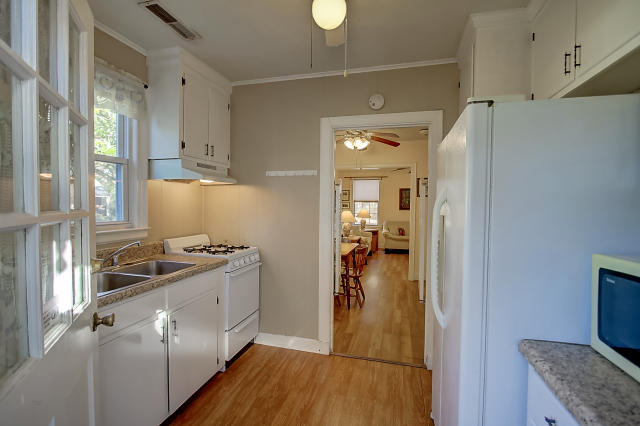 2 Colleton Drive Charleston, SC 29407 - Photo 12 of 23 Kitchen