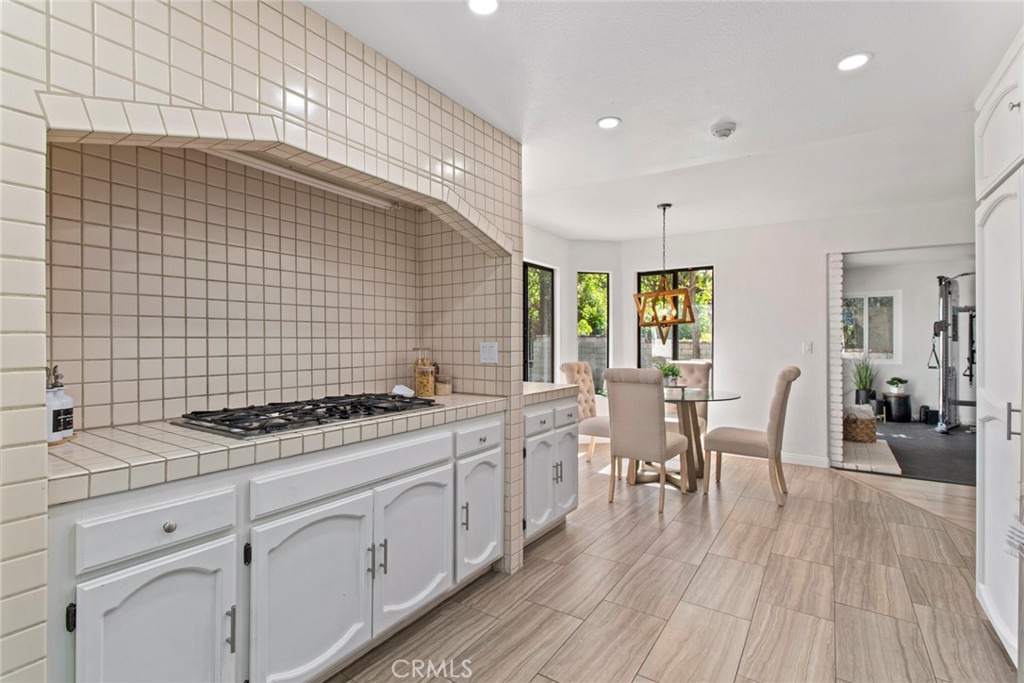 25546 Hardy Place Stevenson Ranch, CA 91381 - Photo 19 of 73