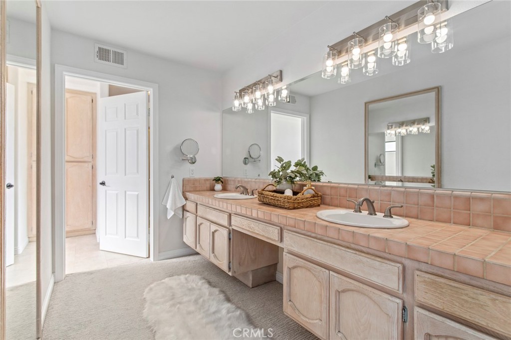 25546 Hardy Place Stevenson Ranch, CA 91381 - Photo 32 of 73