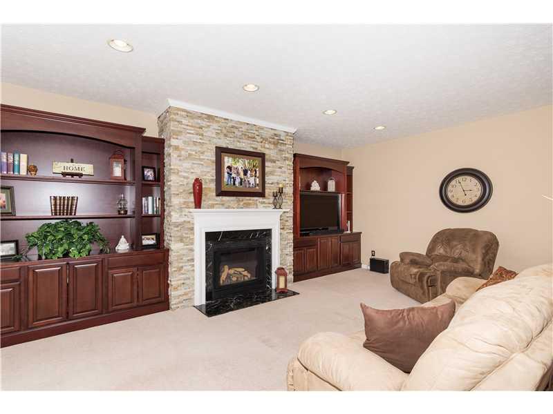 10199 Ranford Boulevard Fishers, IN 46040 - Photo 2 of 24 Gallery Image 2