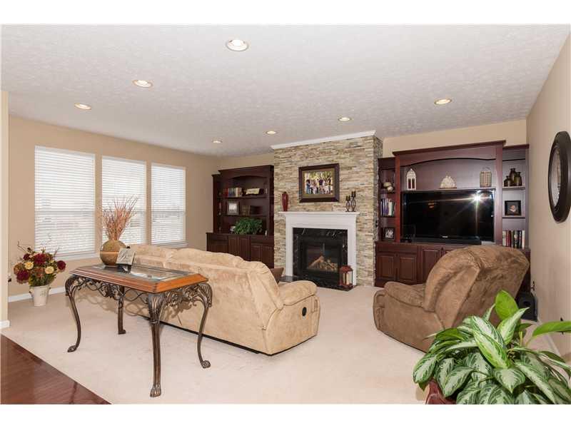 10199 Ranford Boulevard Fishers, IN 46040 - Photo 4 of 24 Gallery Image 4