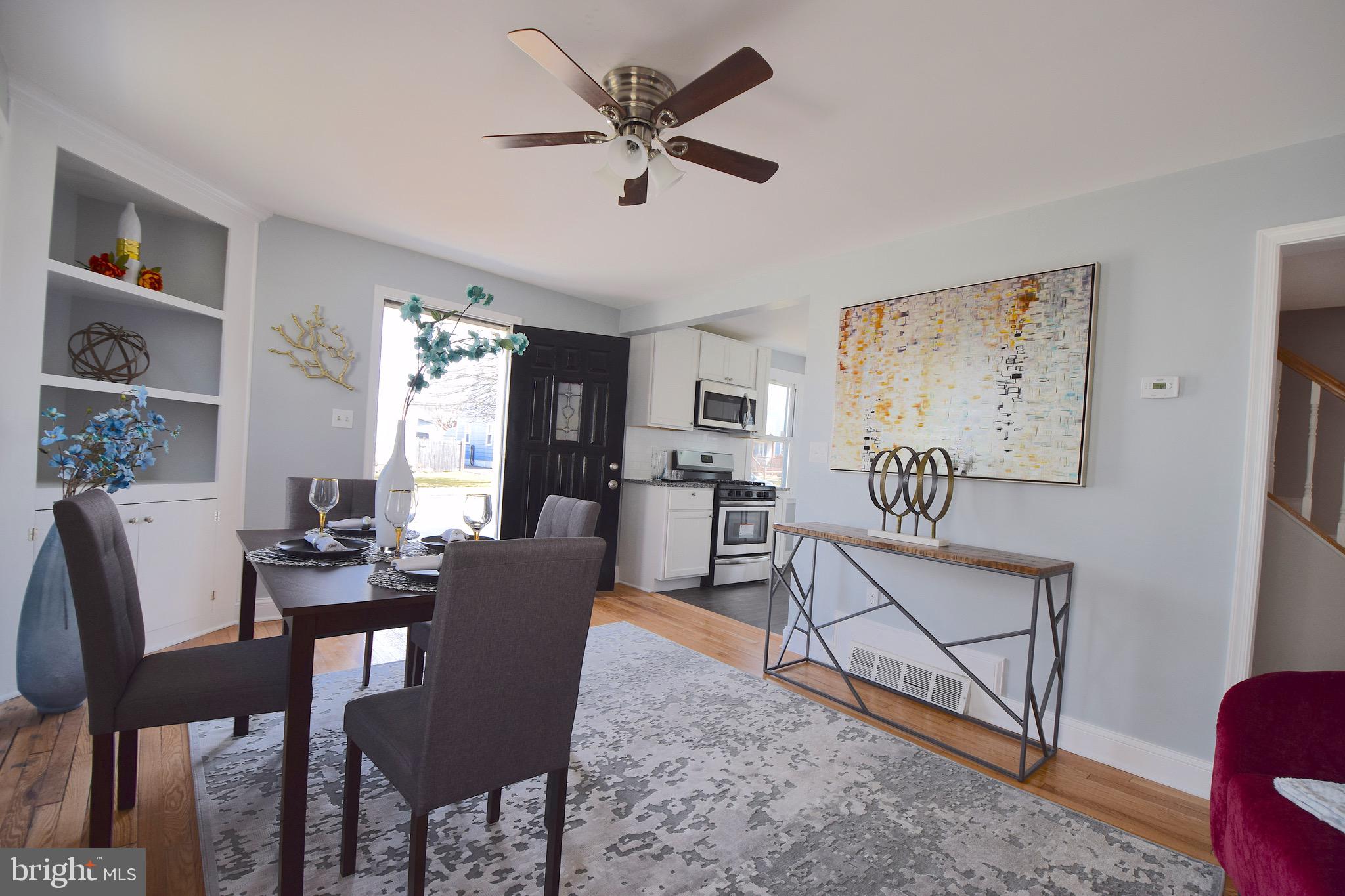 1752 Brookview Road Baltimore, MD 21222 - Photo 3 of 37 Living Room