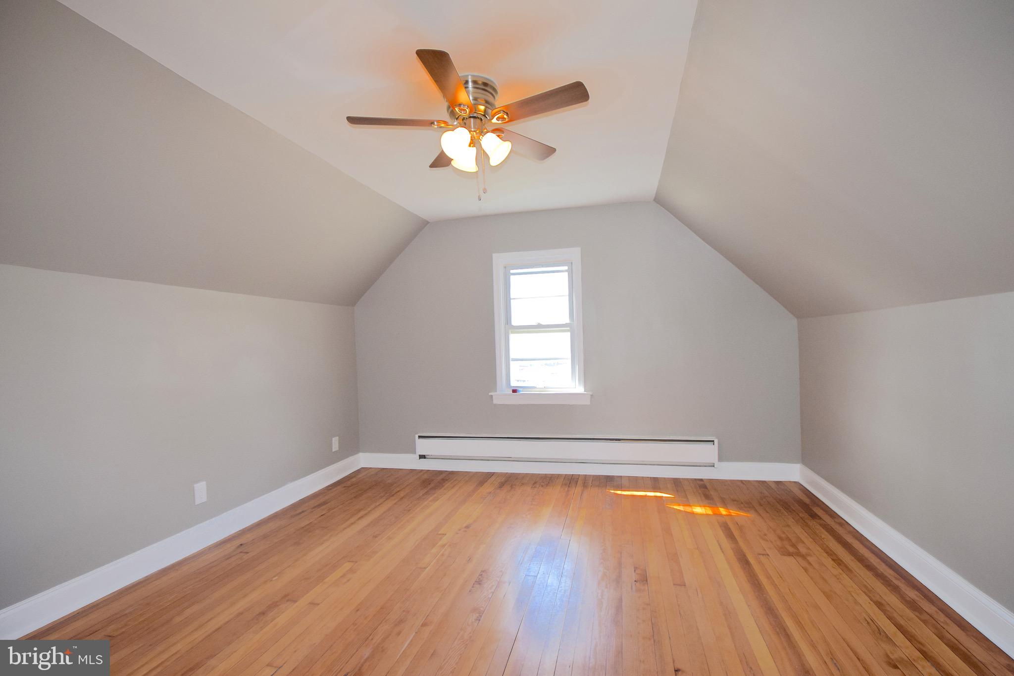 1752 Brookview Road Baltimore, MD 21222 - Photo 23 of 37 Bedroom 3 Upper Level