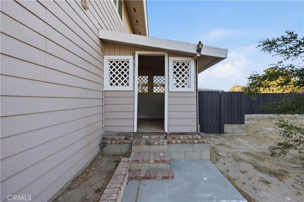 15037 Miami Road Apple Valley, CA 92307 - Photo 34 of 65