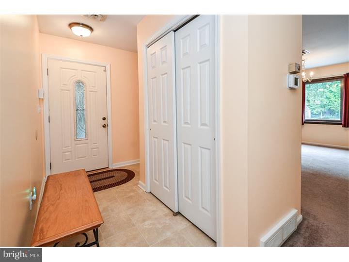 454 New Road Southampton, NJ 08088 - Photo 3 of 25 Foyer