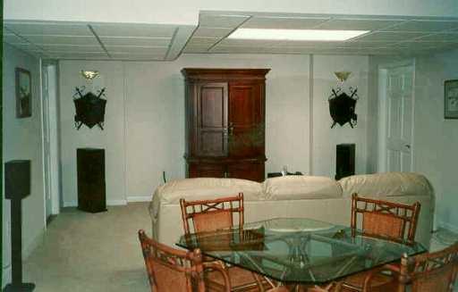 204 Meadow Ridge Court McKees Rocks, PA 15136 - Photo 3 of 6 Other.