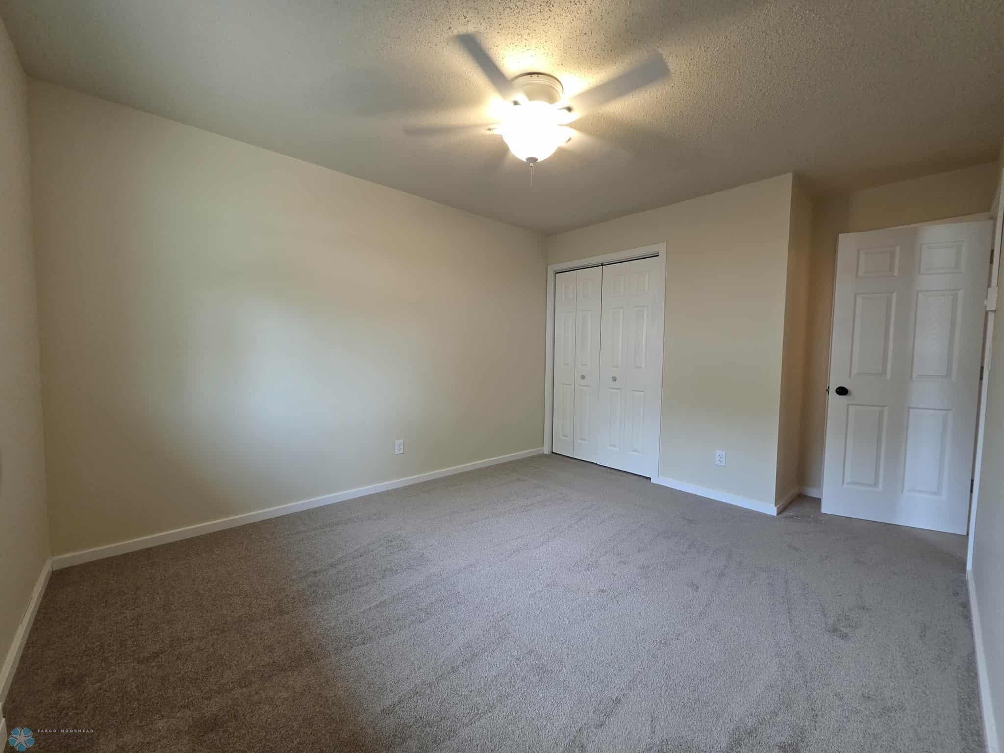 2411 Country Club Parkway Moorhead, MN 56560 - Photo 11 of 21