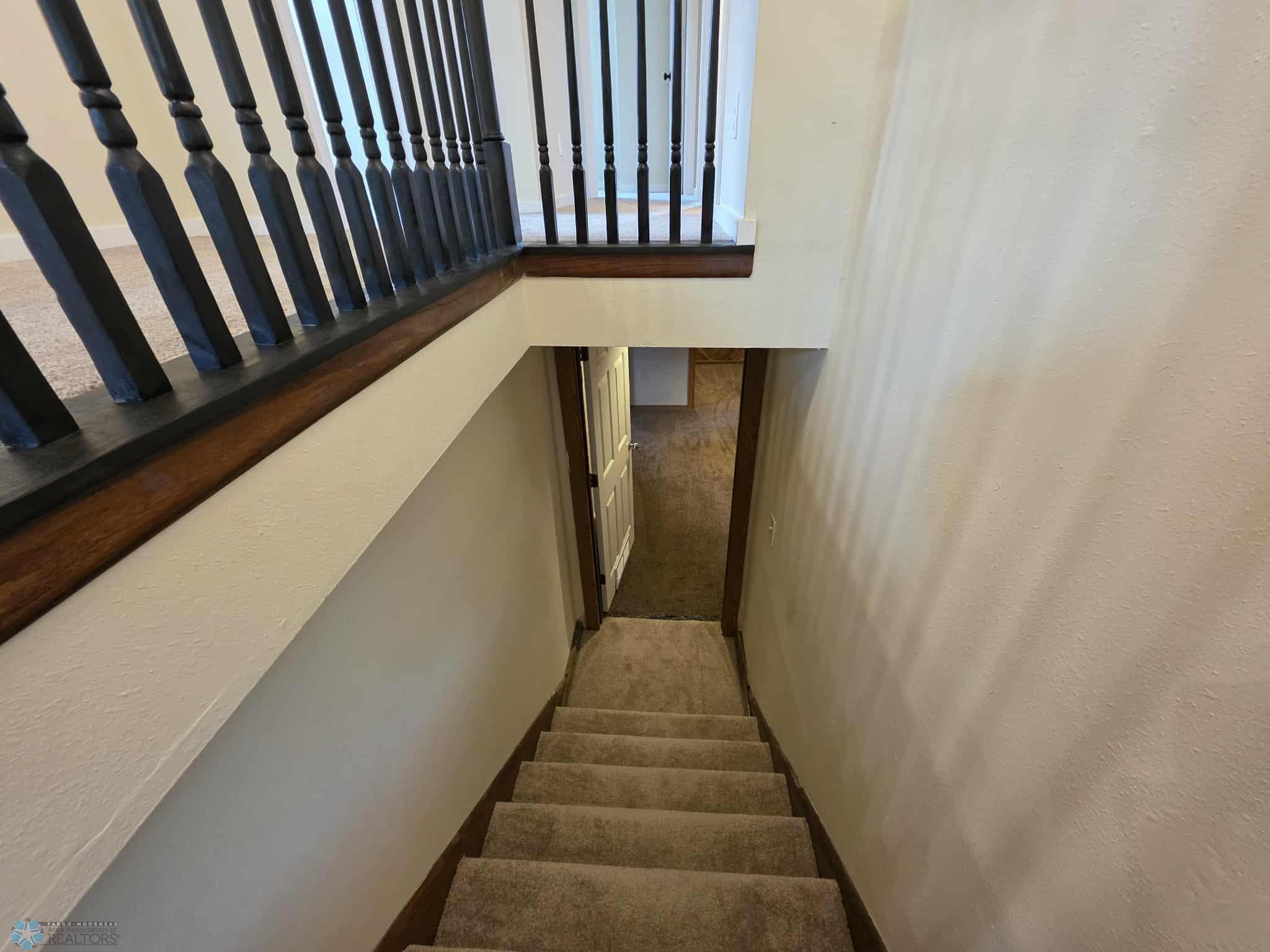 2411 Country Club Parkway Moorhead, MN 56560 - Photo 17 of 21