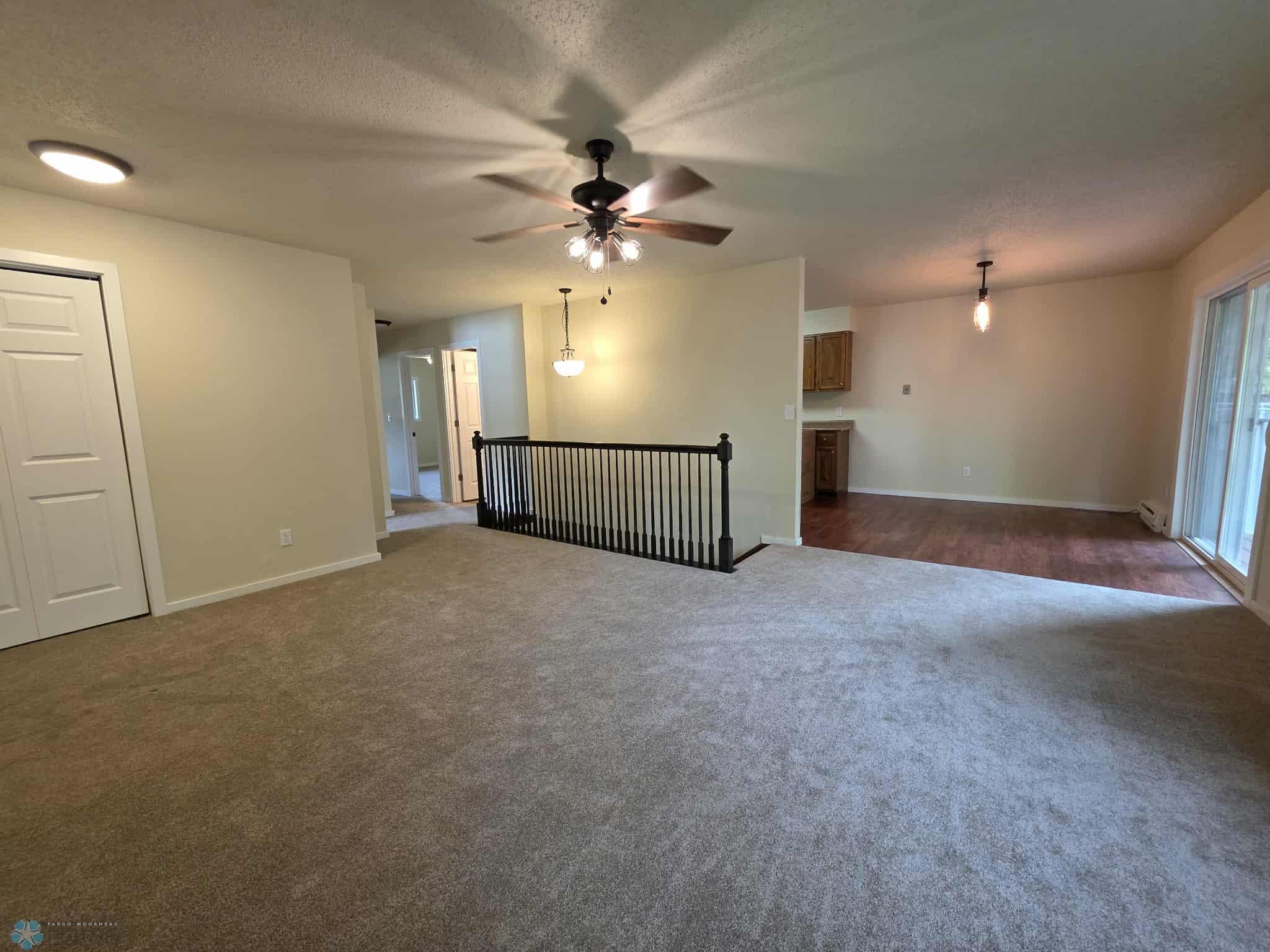 2411 Country Club Parkway Moorhead, MN 56560 - Photo 7 of 21