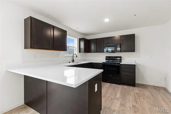 $439,900 | 316 Winding Bluffs Court, Fenton, MO 63026