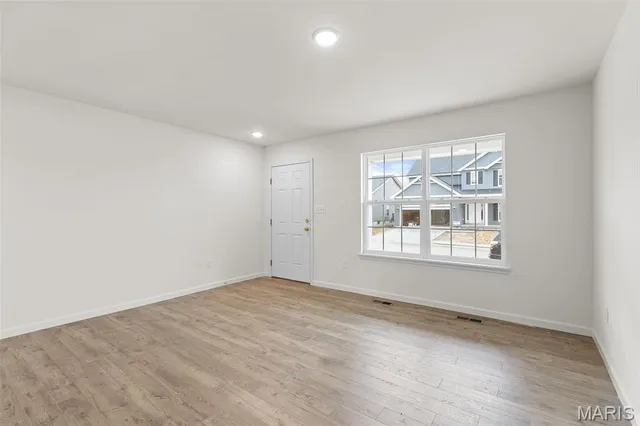 $441,274 | 316 Winding Bluffs Court, Fenton, MO 63026