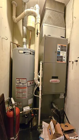 $169,000 | 1216 South 17th Street, Herrin, IL 62948