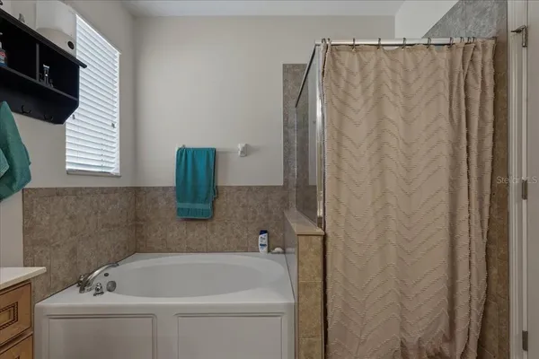 $400,000 | 3839 Grecko Drive, Wesley Chapel, FL 33543